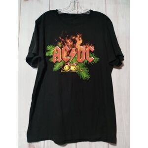 ACDC Christmas‎ Tshirt Men's Large